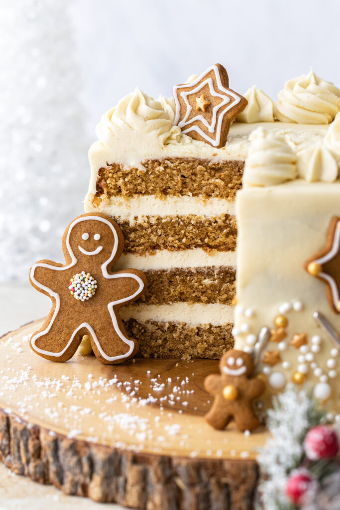 Gingerbread cake with caramelised white chocolate buttercream by Jessie Bakes Cakes