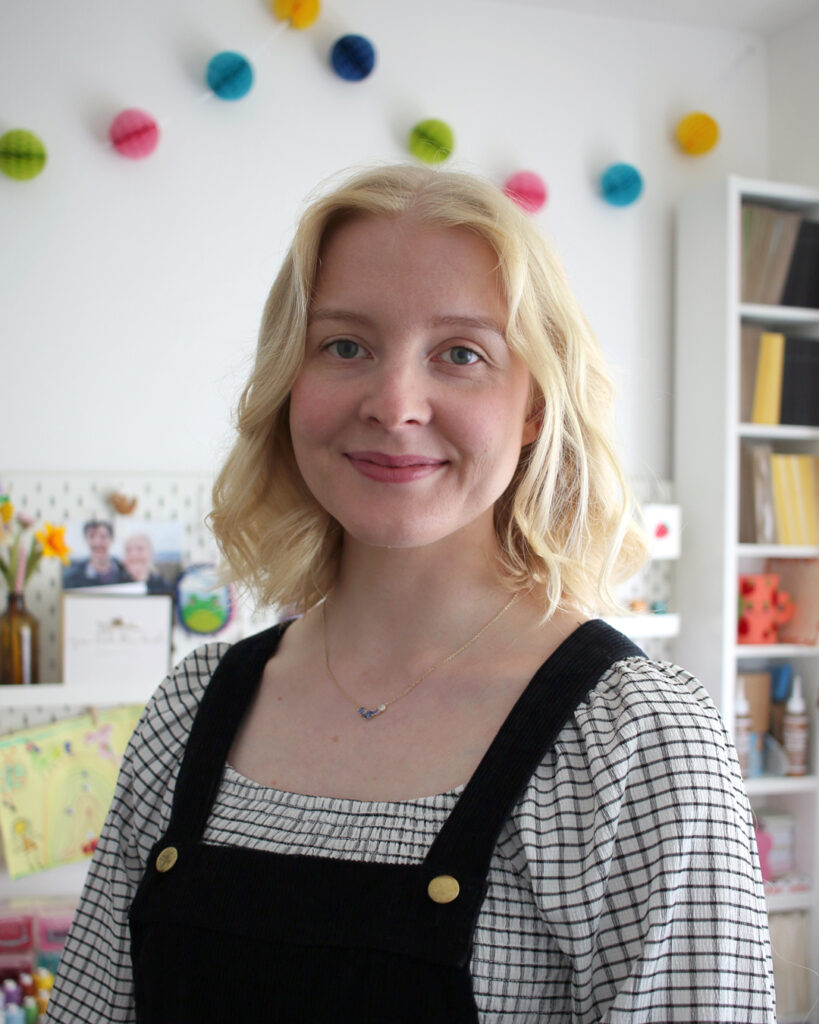 Hannah Doodle in her studio