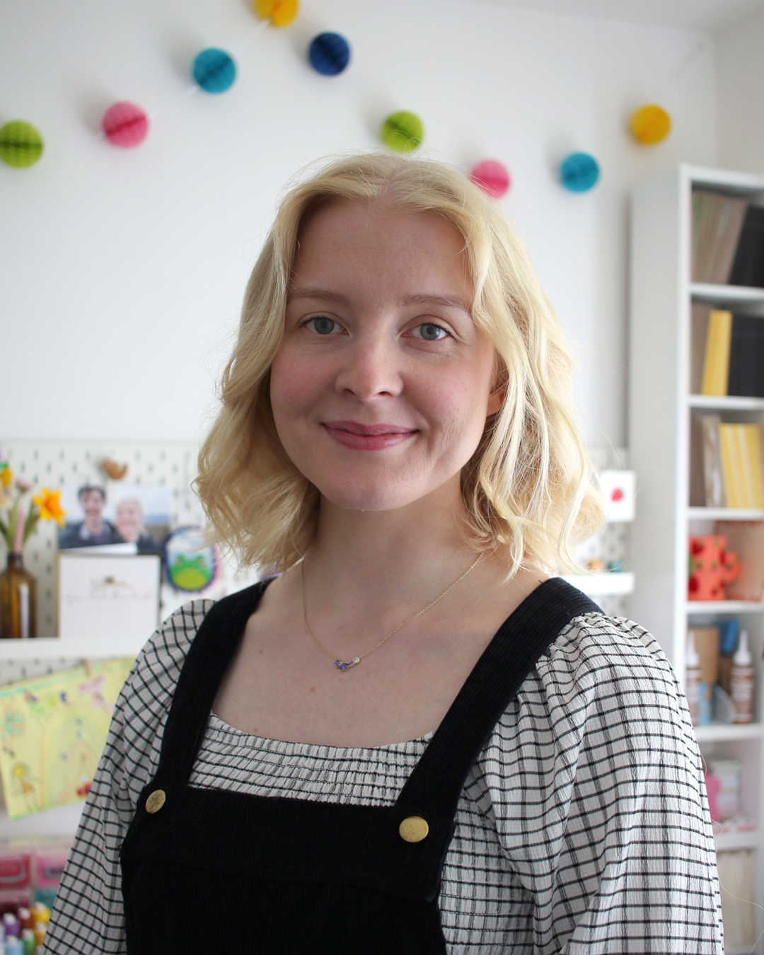 Hannah Doodle in her studio