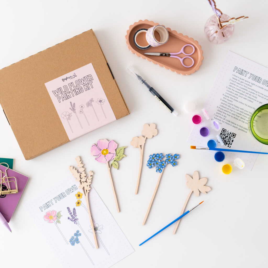 Wooden Wildflowers Painting Kit by DaphneRosa